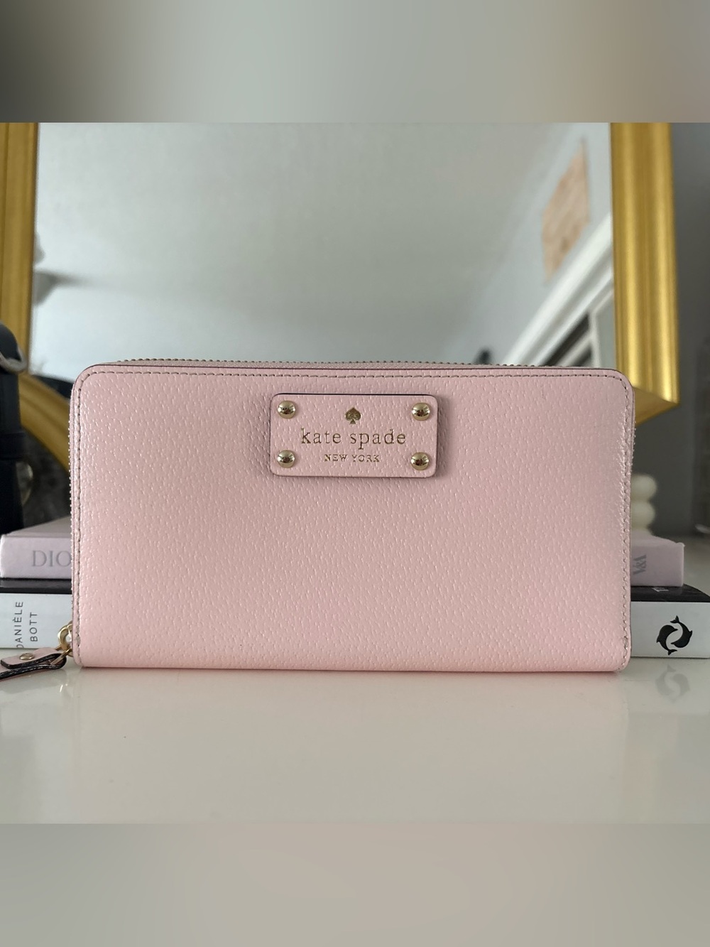 KATE SPADE Leather Wallet